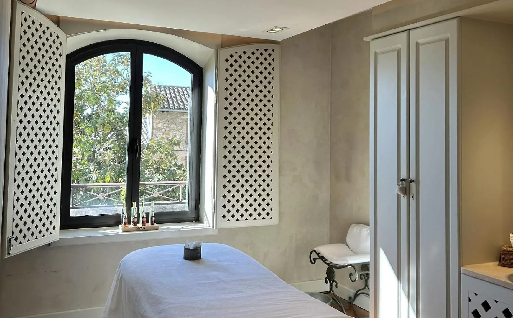 Maison Berard Hotel - Restaurant - Spa La Cadiere-d'Azur